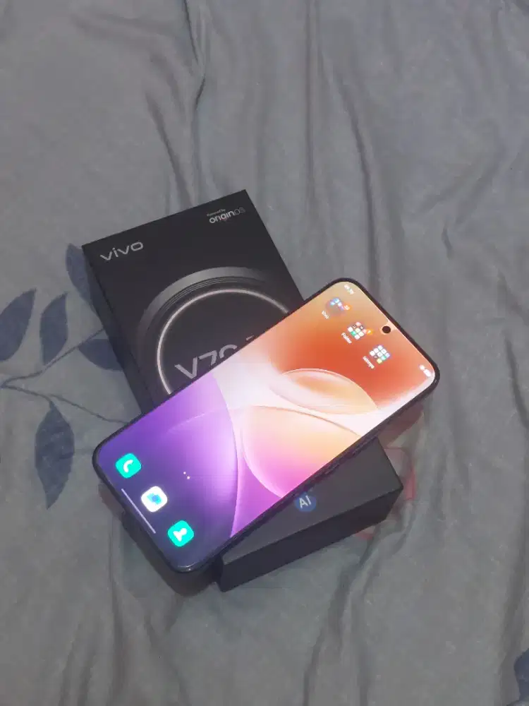 Vivo v70 fe like new