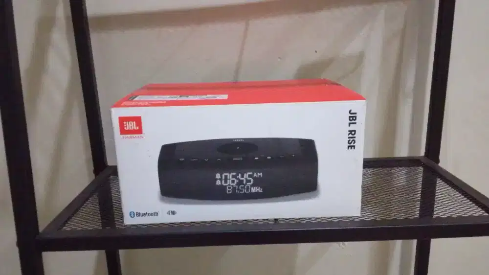 JBL Rise alarm clock radio fm fullbass