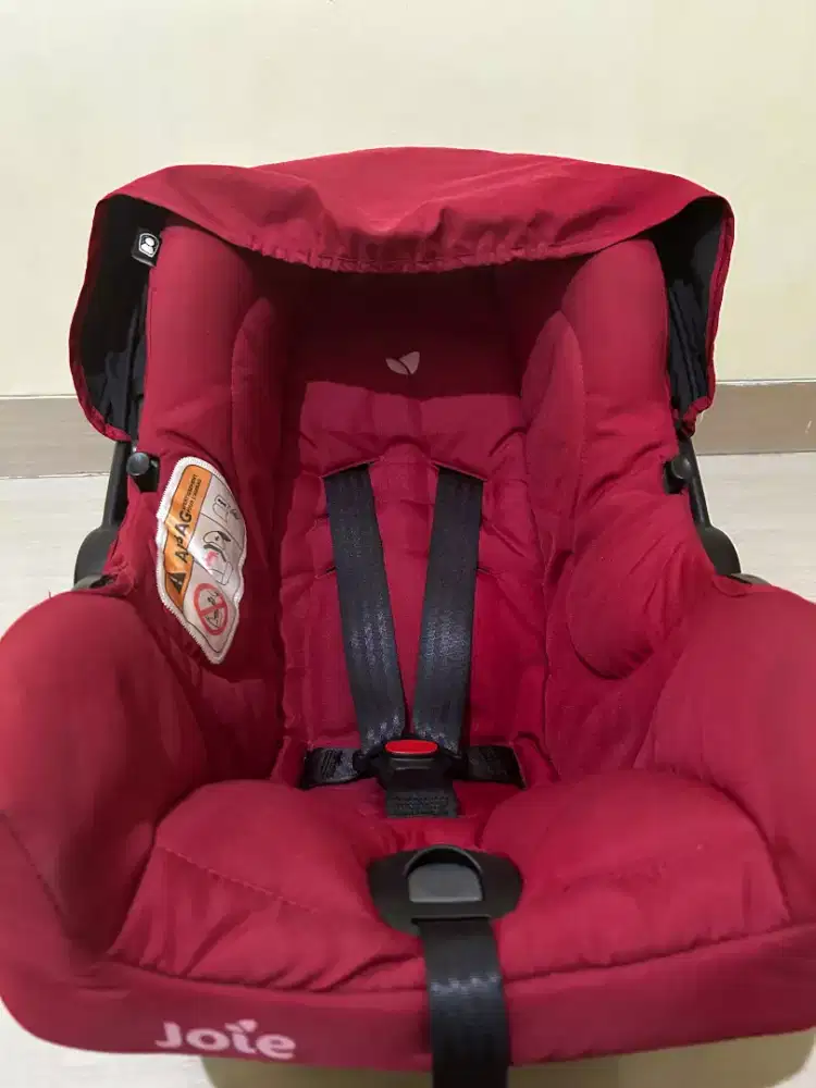 Carseat joie merah