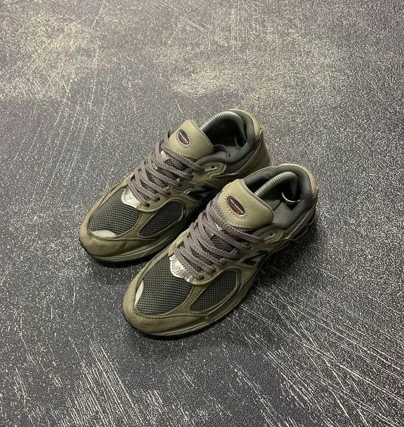 New Balance 2002R light grey original