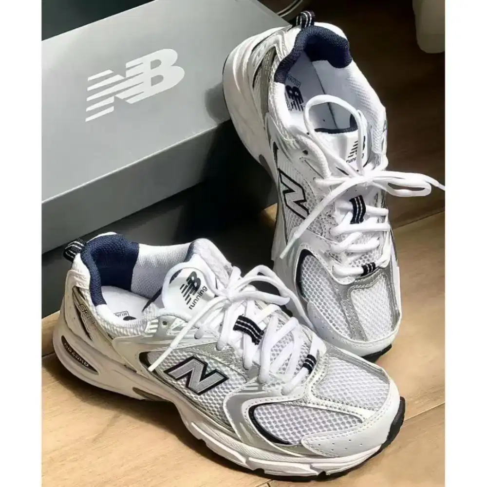 Sepatu sneaker new balance 530