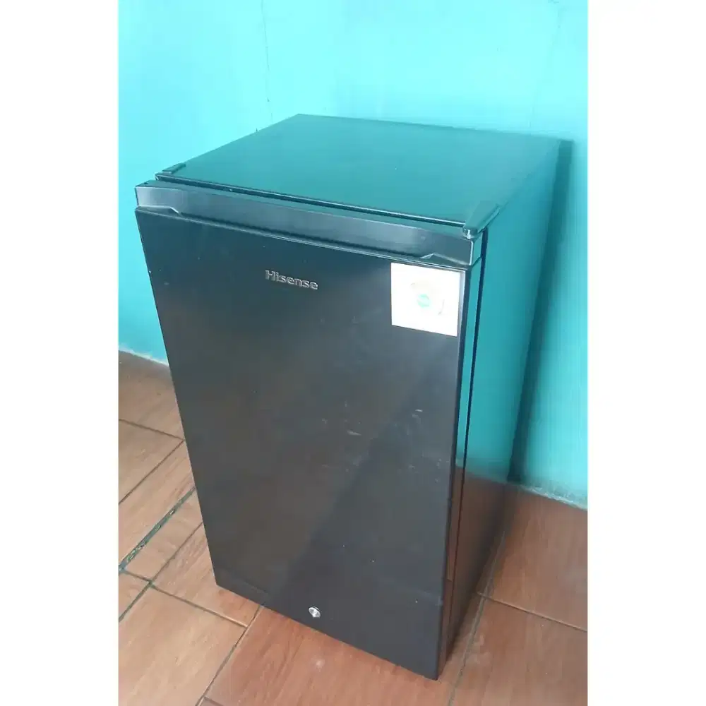 Kulkas 1 Pintu Hisense RR125D4IBN Preloved Mulus - Pemakaian 6 Bulan