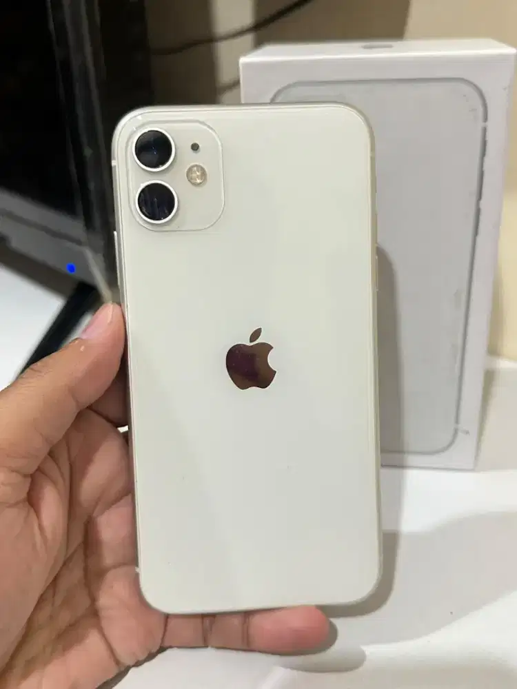 iPhone 11 128Gb Alloperator Fullset