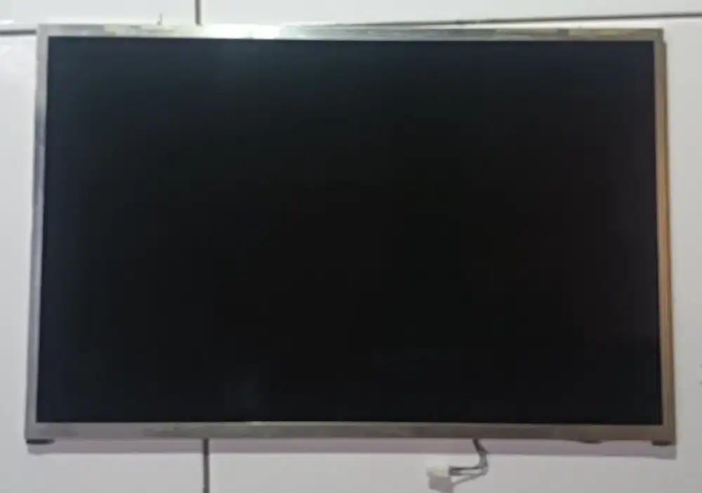 lcd Apple Macbook white A1181 A1185