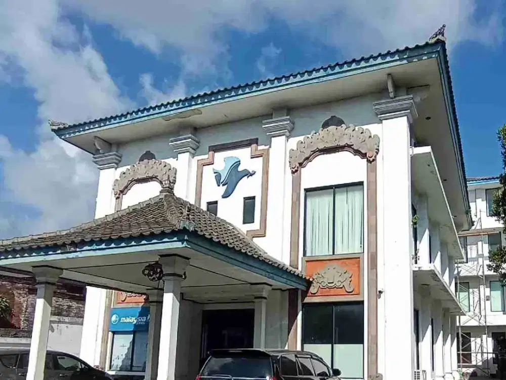 GEDUNG KANTOR/SUPER MARKET
