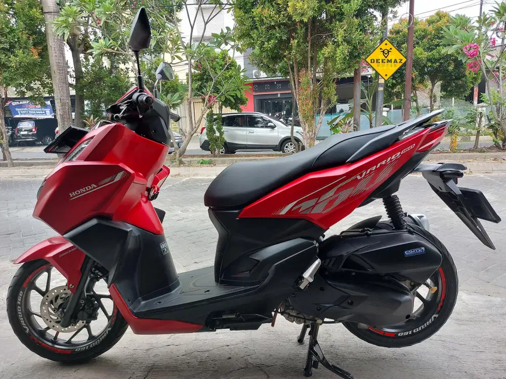 (DP 500 Rb)‼️ Honda Vario 160 CBS Merah 2023 Cash / Kredit