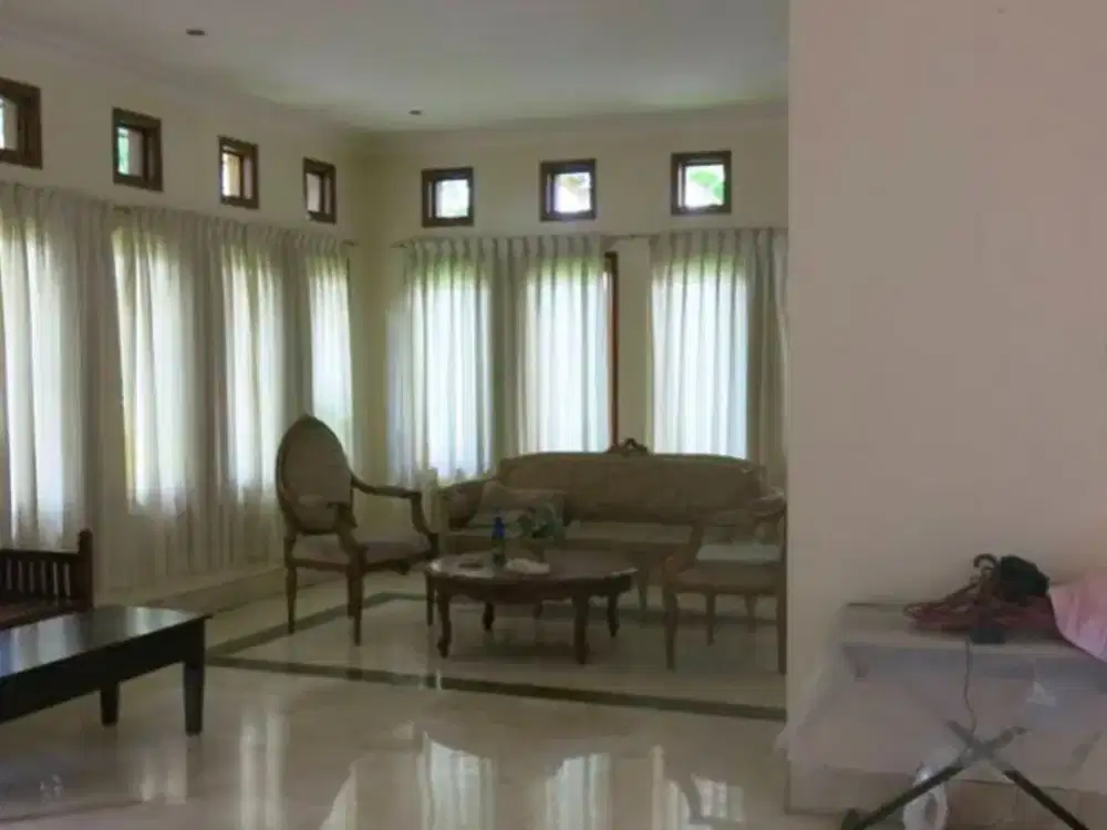 DIJUAL RUMAH 2½ LANTAI DI TAMAN KOPO INDAH 2, KAB BANDUNG M,S