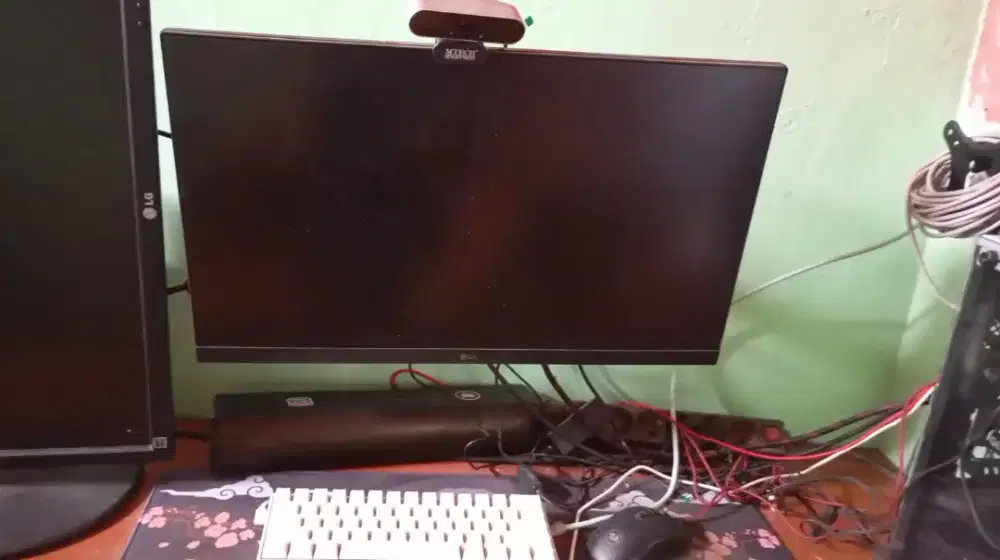 1 Set PC Rakitan Second Ryzen 5 5500 GTX 1650 4Gb Ram 32Gb LOW END