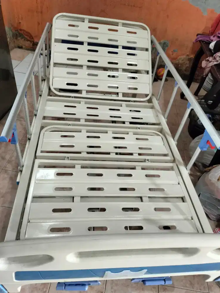 Ranjang/Bed Pasien + Kasur/Matras