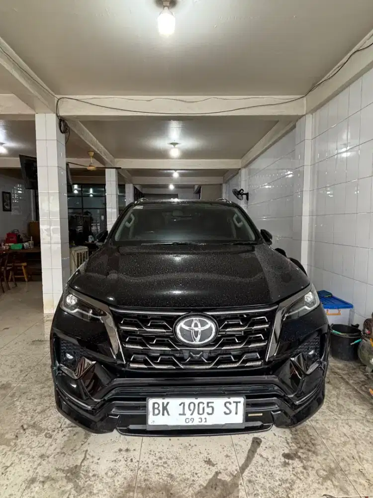 FORTUNER GR 2021 A/T