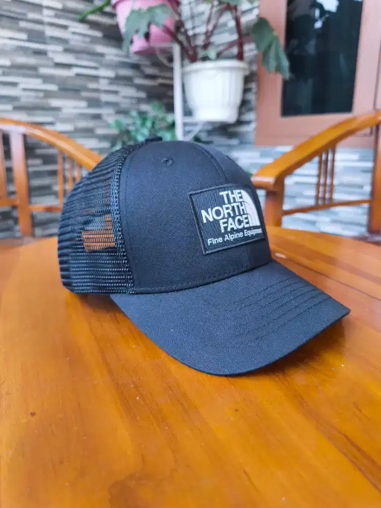 Topi tnf mulus jarang di pake