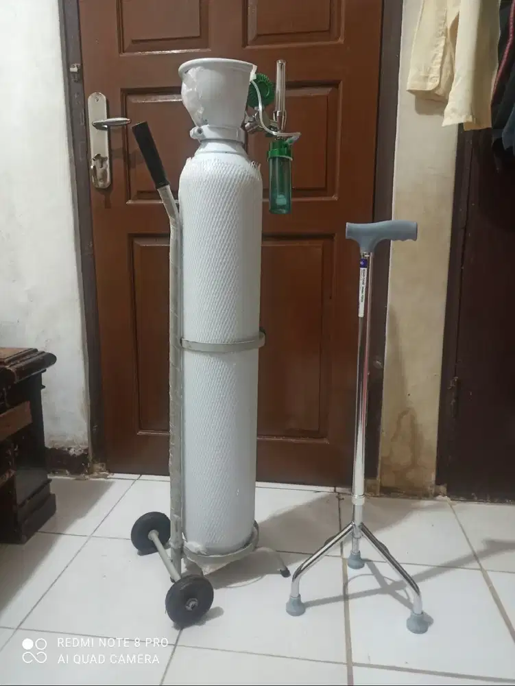 Tabung oksigen M2 plus regulator dan tongkat