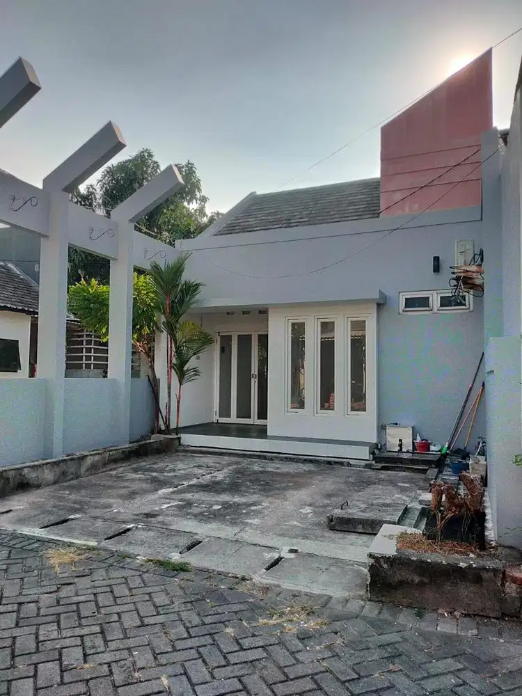 RUMAH DISEWAKAN DI TENGGILIS SURABAYA BELAKANG SWALAYAN CHICCO