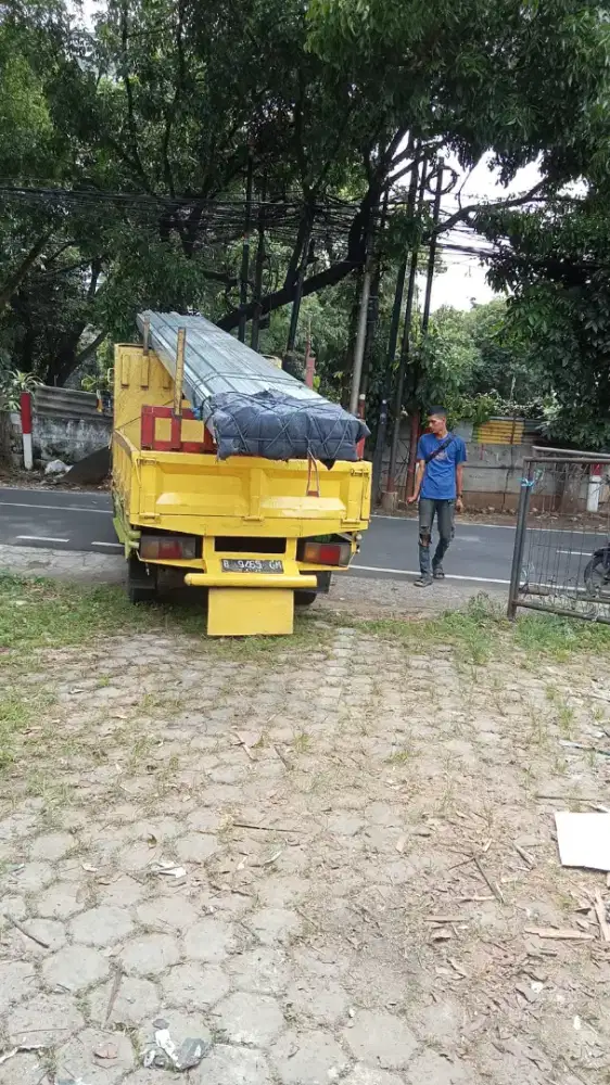 TUKANG PASANG BAJA RINGAN