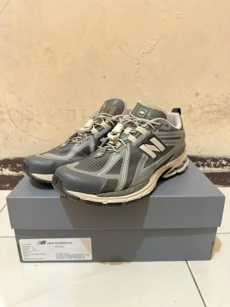 New Balance 1906R