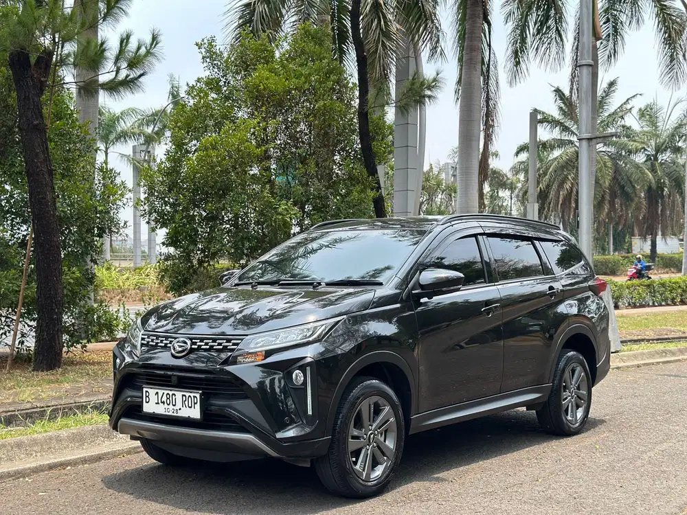 2023 DAIHATSU TERIOS R ADS DELUXE 1.5 AT MATIC LIKE NEW