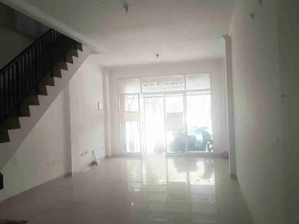 Disewakan Ruko 3 Lantai Siap Pakai di Grand Galaxy Bekasi