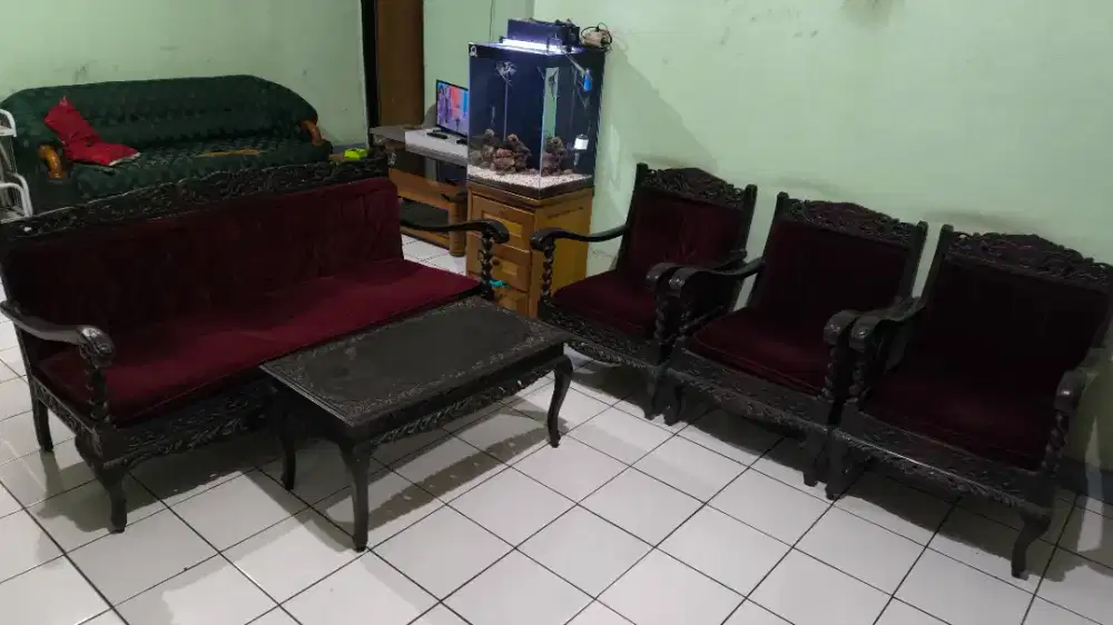 Meja kursi jati ukir