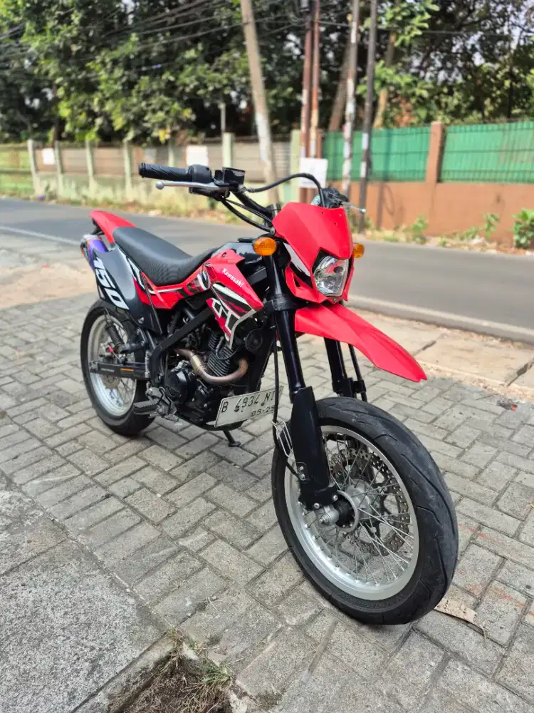 Dijual Kawasaki d-tracker tahun 2019 surat lengkap