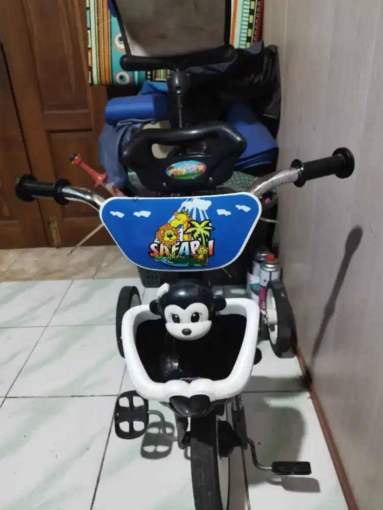 Sepeda roda 3 anak