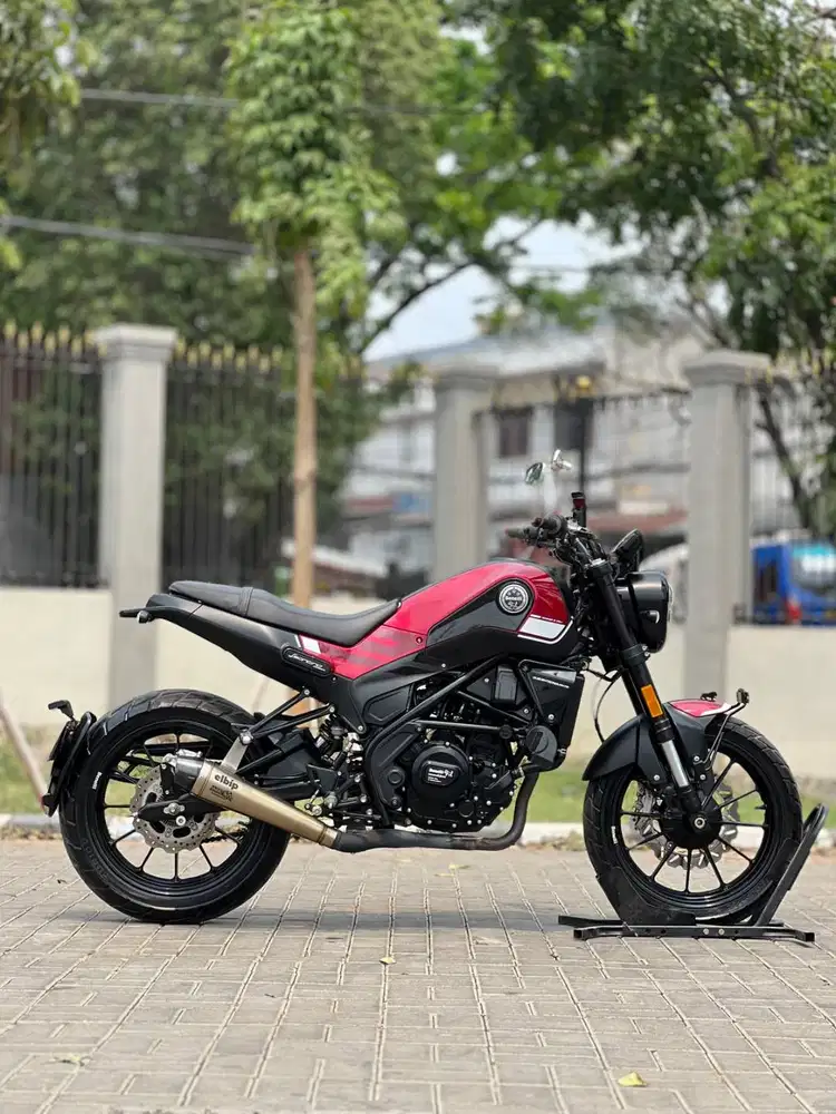BENELLI LEONCINO 250 ABS MERAH 2022 KM 5K PAJAK PANJANG RASA BARU