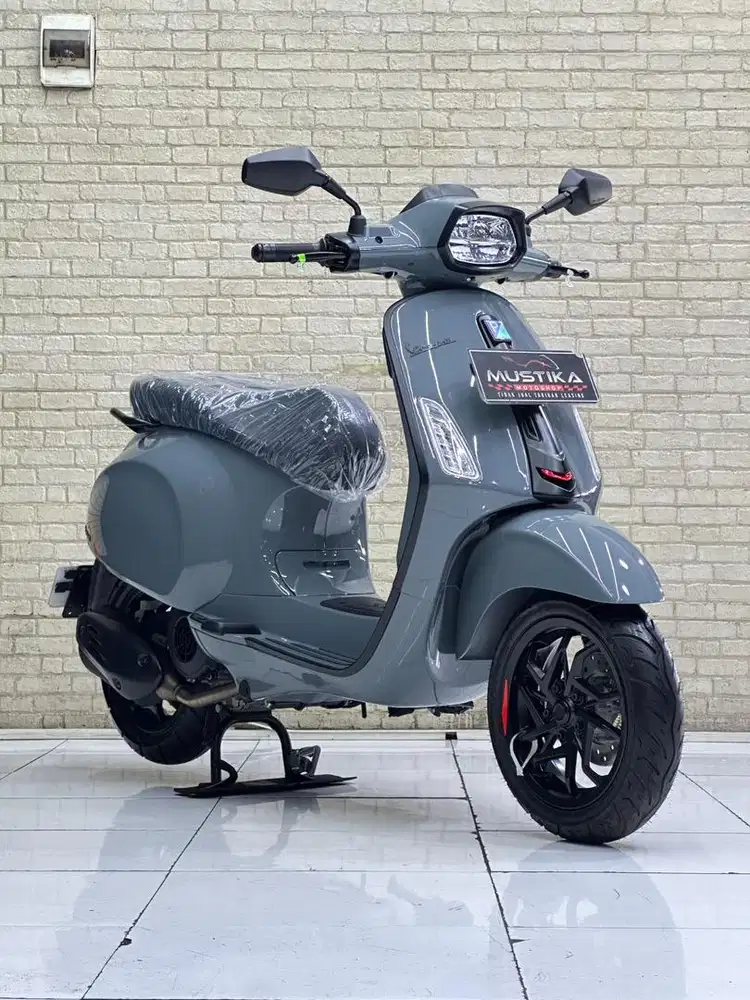 Vespa sprint S 180 Kyles 2026