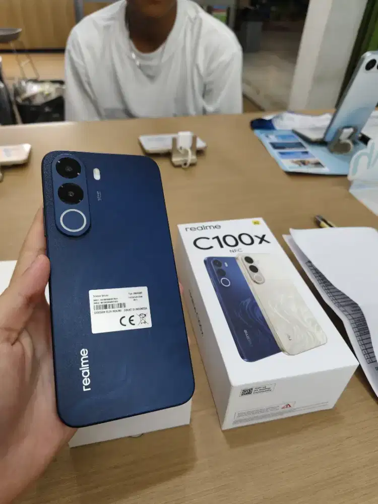 new realme c100x