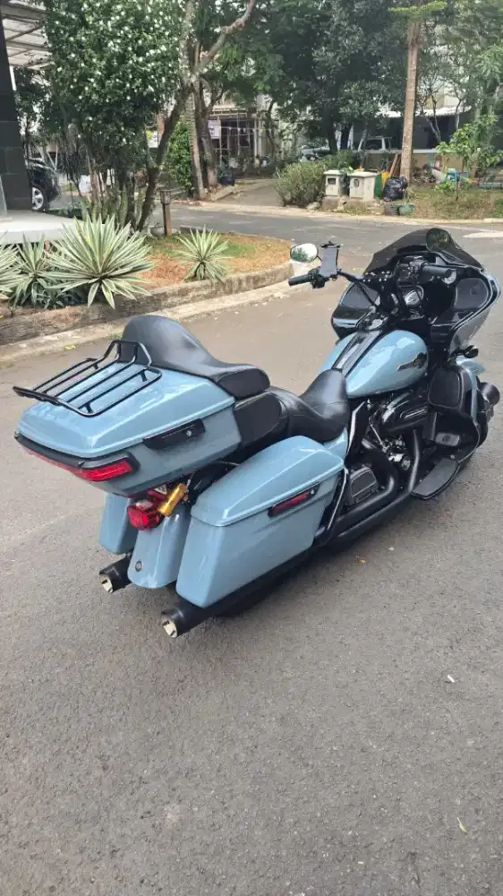 Road Glide Limited M8 114ci 2024 Odo 2 Ribu Hedon Aksesoris Istimewa