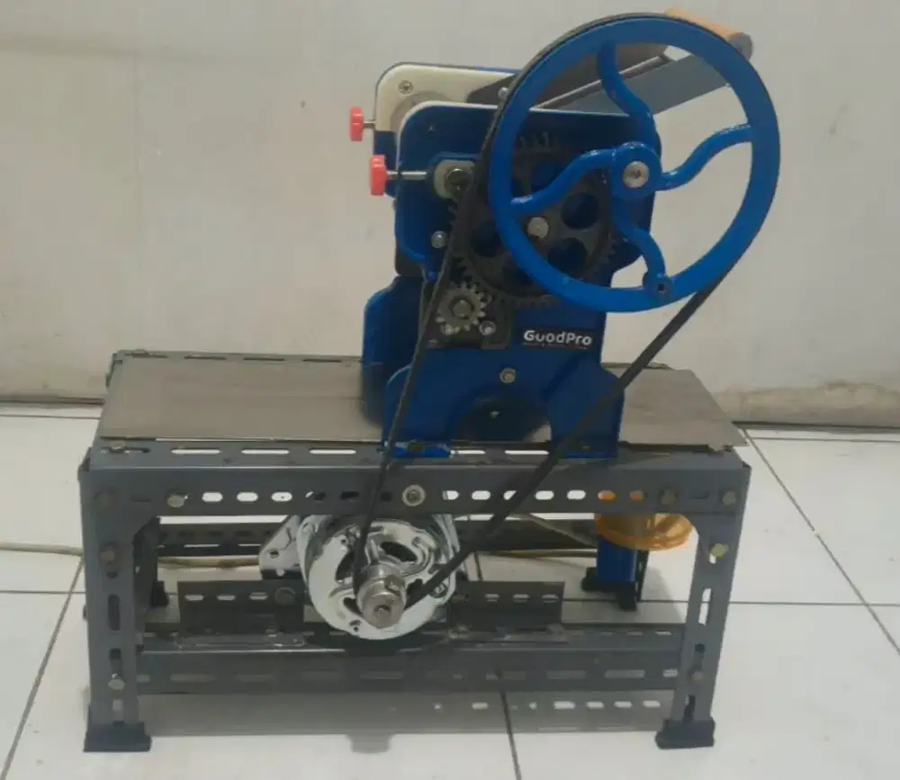 Mesin mie rakitan