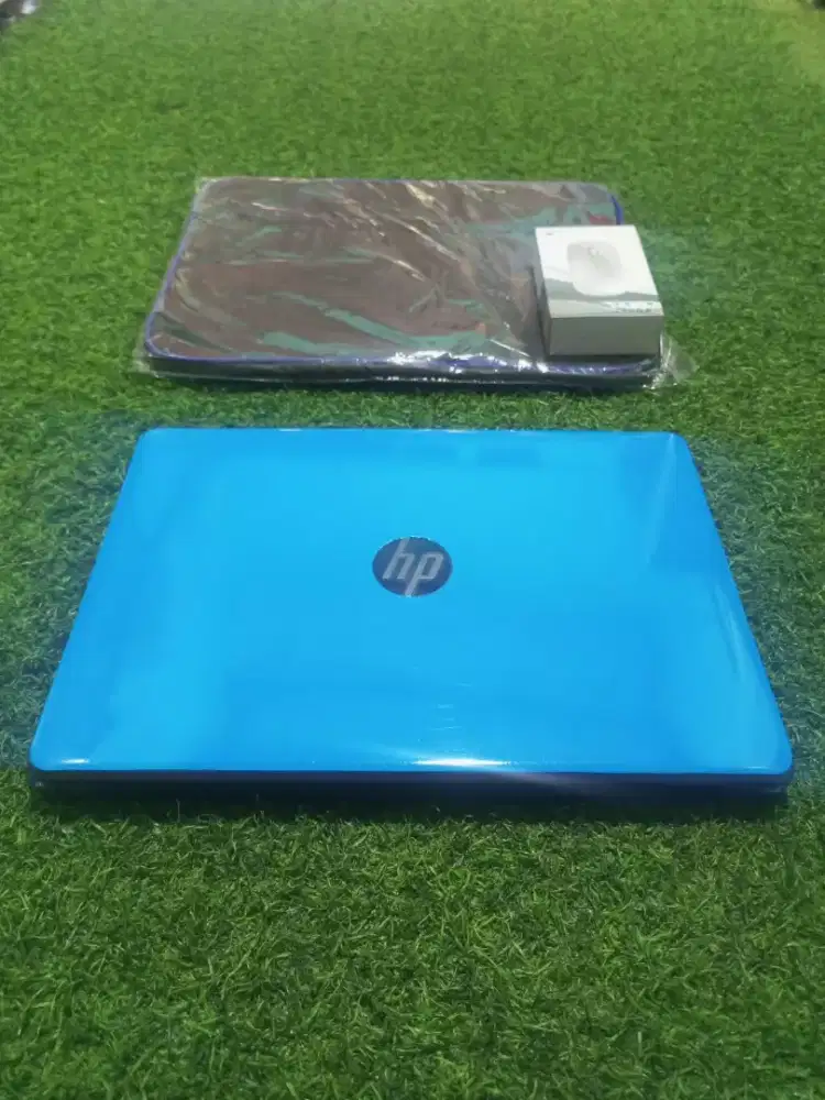 Laptop HP Slim 240 G6