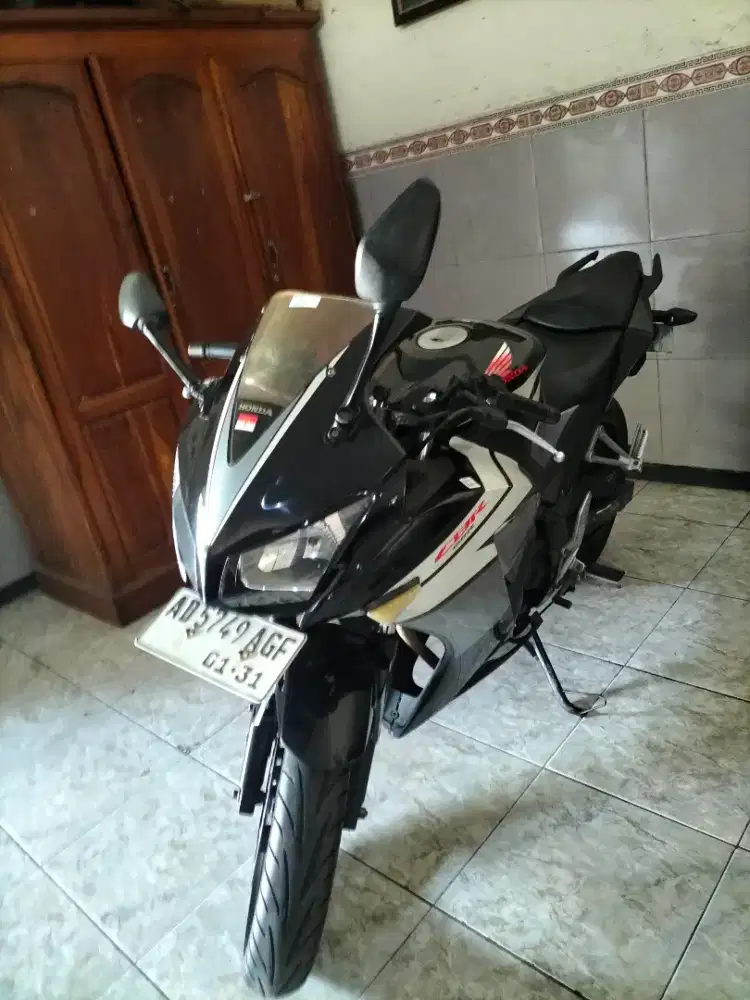 Honda CBR 150 2015