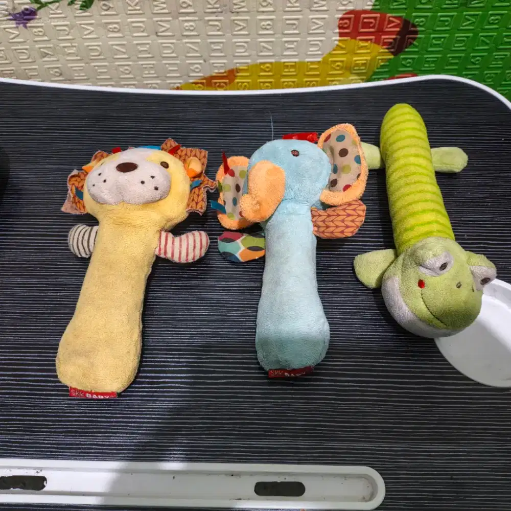Mainan Rattle Stick Bayi (boneka pegangan bunyi)