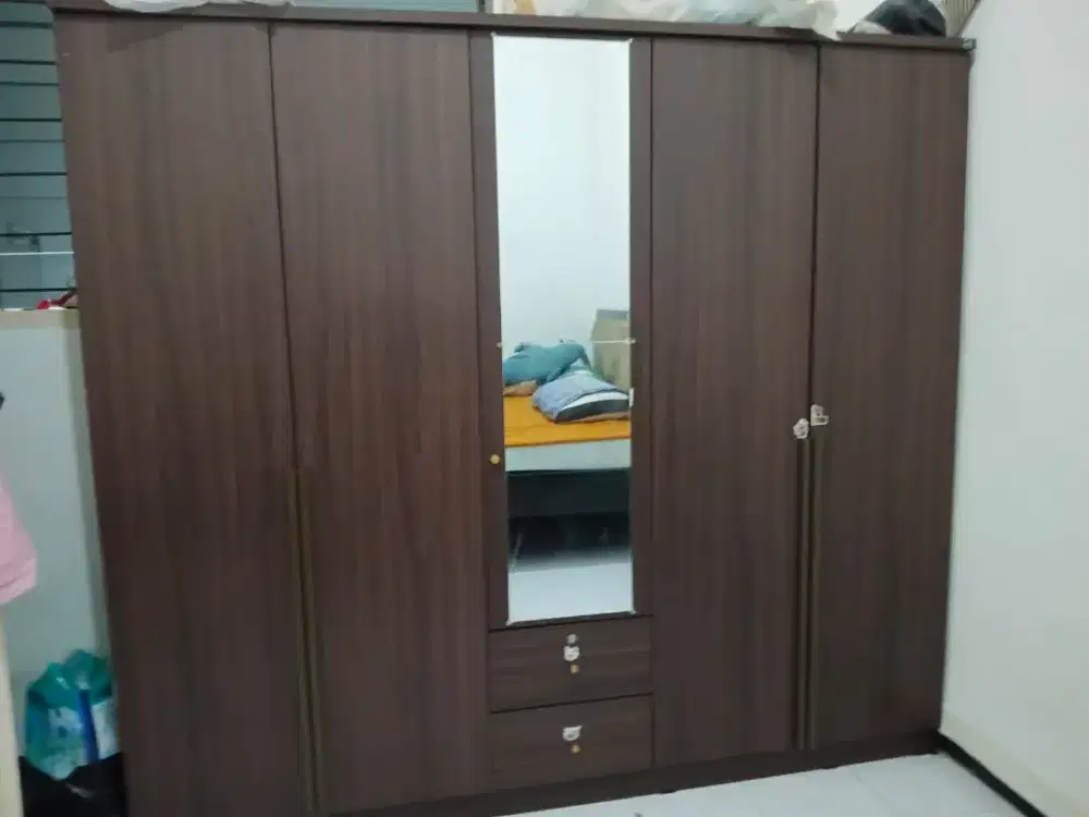 LEMARI PIRA PEMAKAIAN 7BULAN