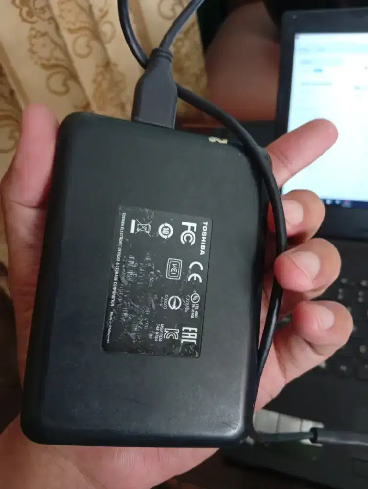 Hard disk eksternal 1TB