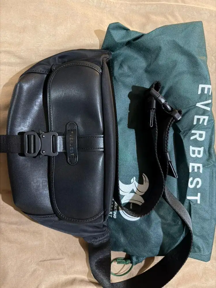 Tas Pria Slempang Merk Obermain dan Everbest