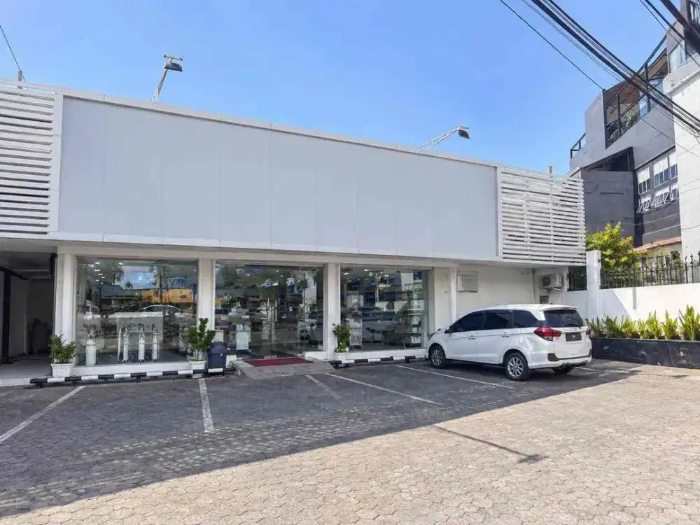 Termurah Komersial Area Gedung Cocok Untuk Showroom Mobil, Bank, Minimarket di Area Raya Arjuna Surabaya