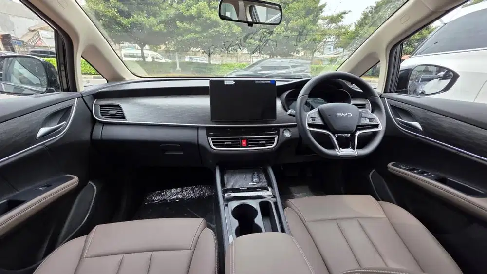 BYD M6 DM Captain Seat HARGA TERBAIK DI SINI