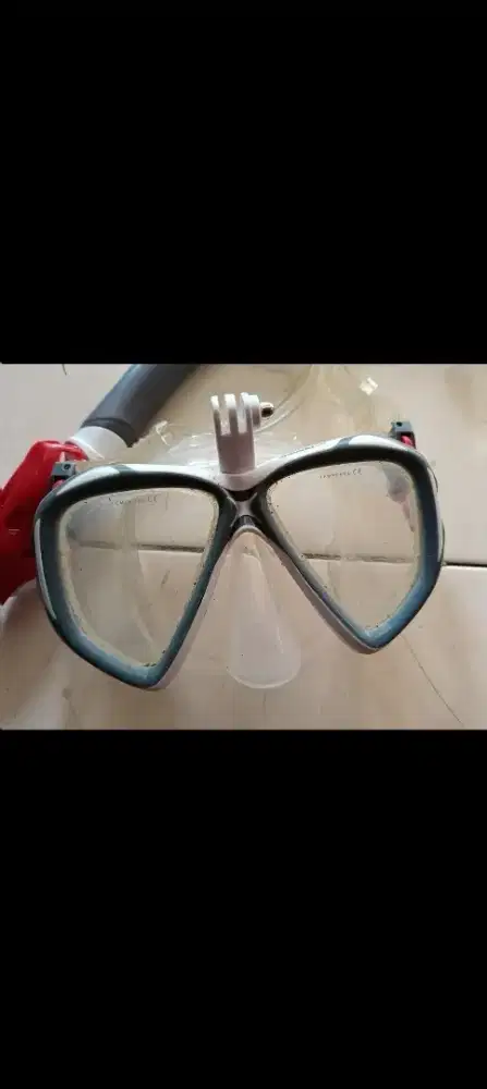 Dijual Kacamata Speedo original Snorkling 1 set siap pakai.