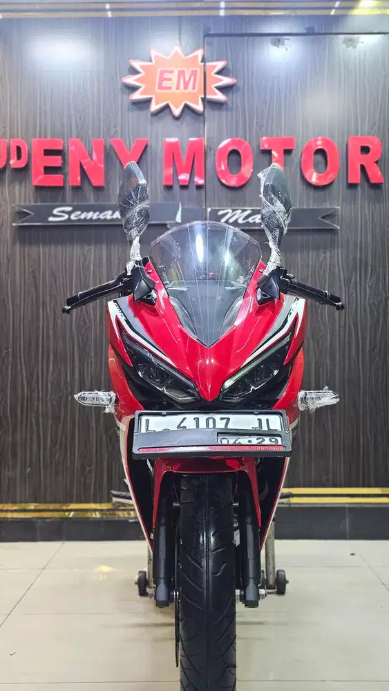 ENY MOTOR - LOW KM! HONDA CBR 150R 2019 - SPC KM 3RB