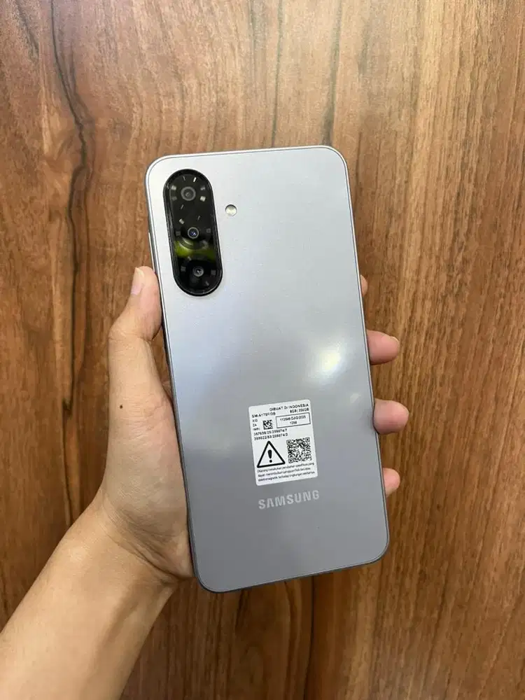 SAMSUNG GALAXY A17 4G 8/256GB - LIKE NEW