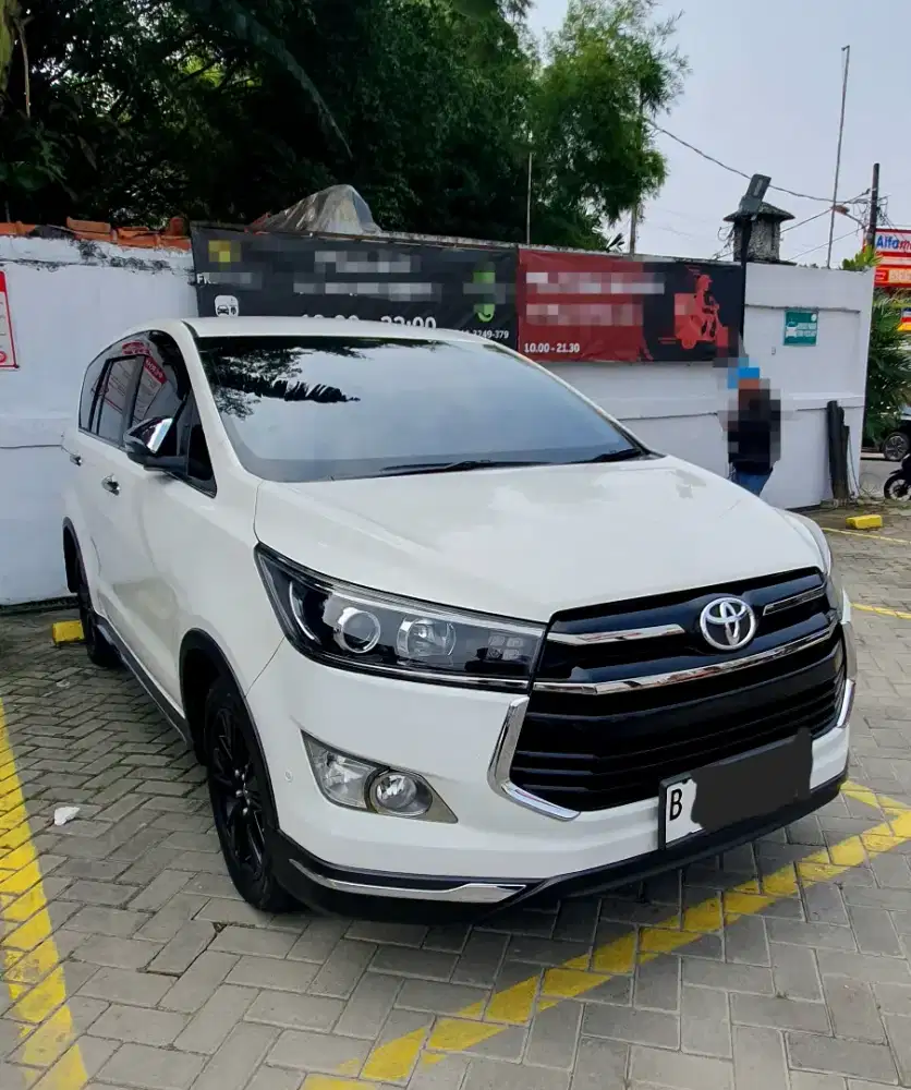 Toyota Innova venturer diesel 2020 AT