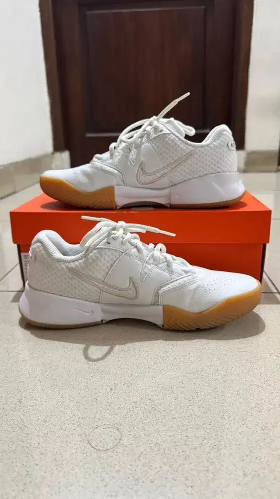SEPATU TENIS PADEL NIKE COURT LITE 4 - LIKE NEW - size 39 - 25cm