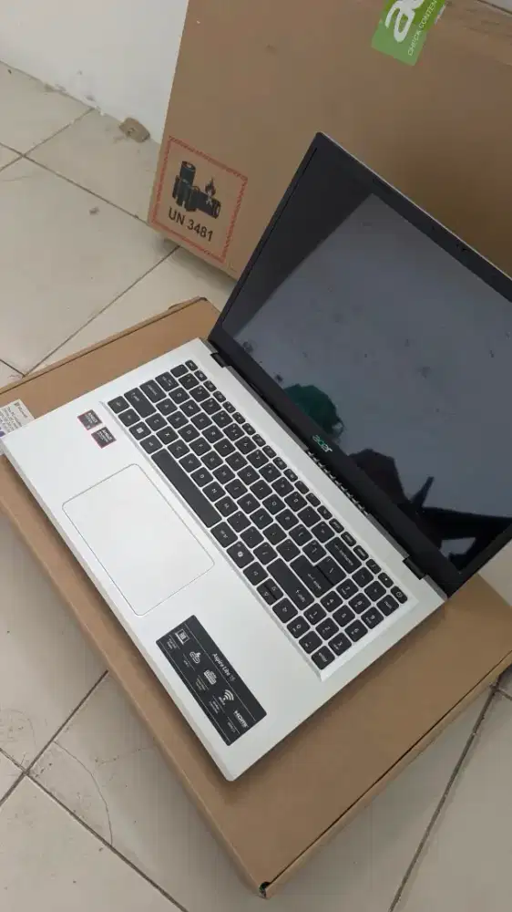 Acer Aspire lite 15 Ryzen 5 8740HS