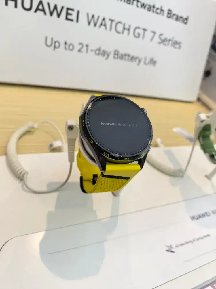 HUAWEI WATCH GT7 YELLOW NEW