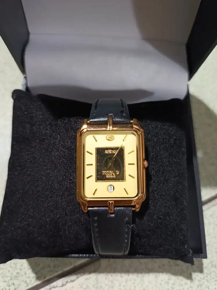 Jam tangan tenk sezen market jepang