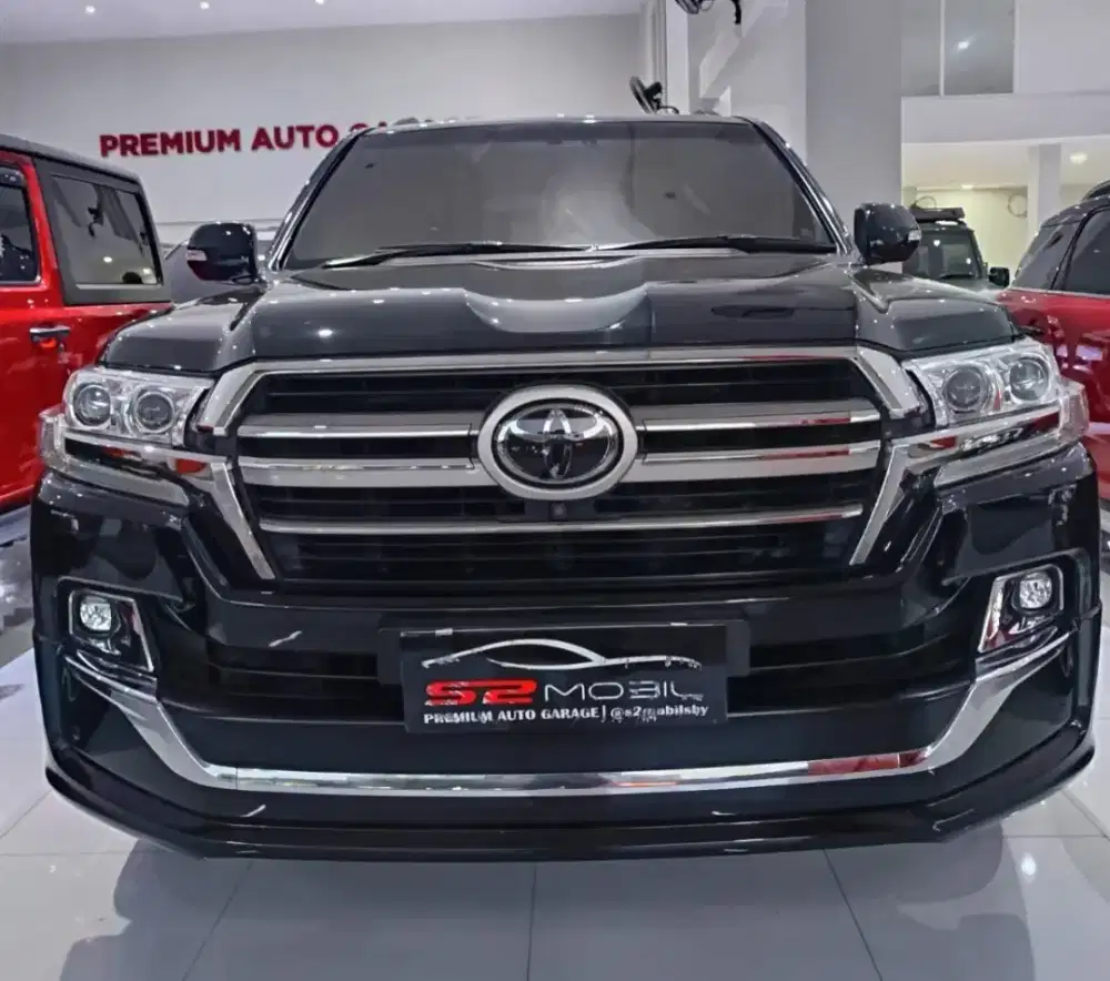 TOYOTA LAND CRUISER VXR 200 ATPM 2020 Dsl HITAM