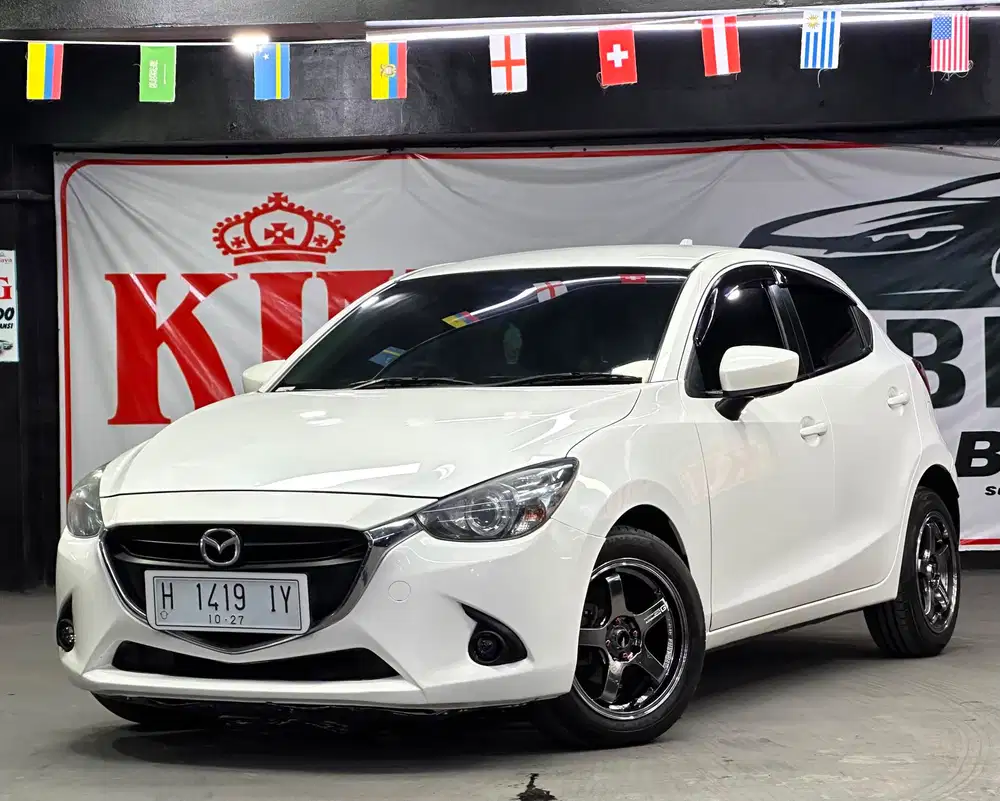 Mazda 2 R Skyactiv Manual 2014