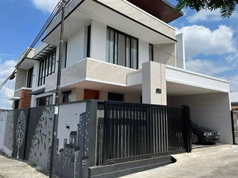 Dijual Rumah Hook Mewah Cantik Sejuk di Batu Dekat Alun Alun