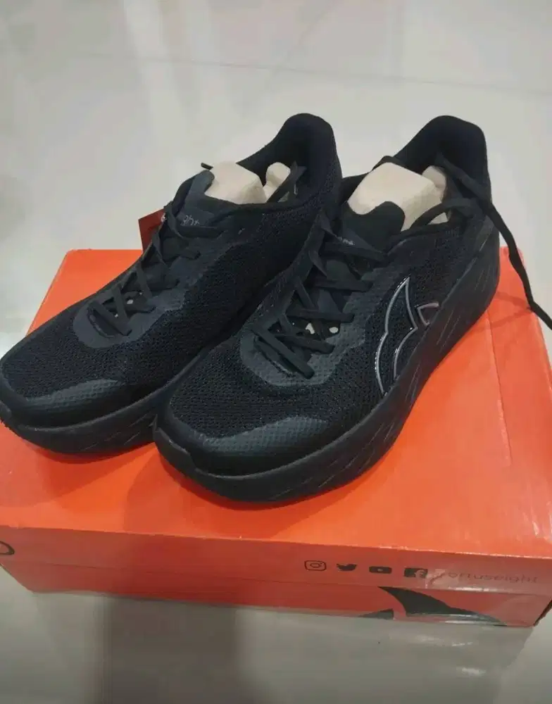 Sepatu Ortuseight Running Full Black 43
