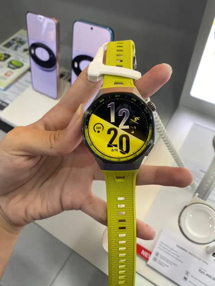 NEW HUAWEI WATCH GT 7 PRO